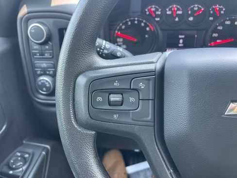 Used 2025 Chevrolet Silverado 1500 W/T w/ WT Value Package AWD/4WD image 24