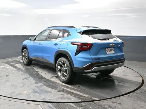 New 2026 Chevrolet Trax LT image 9