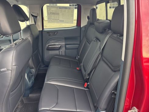 New 2026 Ford Maverick Lariat w/ Black Appearance Package image 27