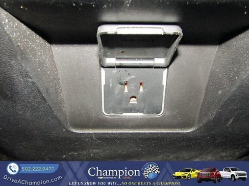 Used 2022 Chevrolet Suburban RST w/ Luxury Package RWD image 24