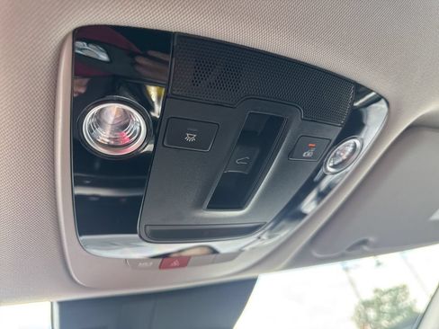 Used 2025 Kia Sportage EX w/ Premium Package FWD image 24