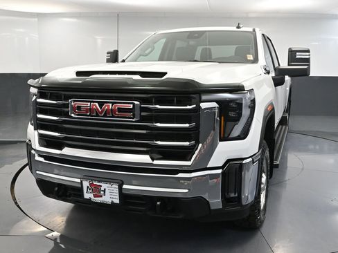 Used 2025 GMC Sierra 2500 SLE image 13