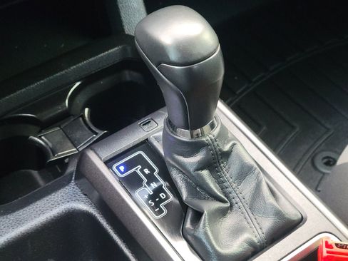 Used 2023 Toyota Tacoma 4x4 Double Cab image 22