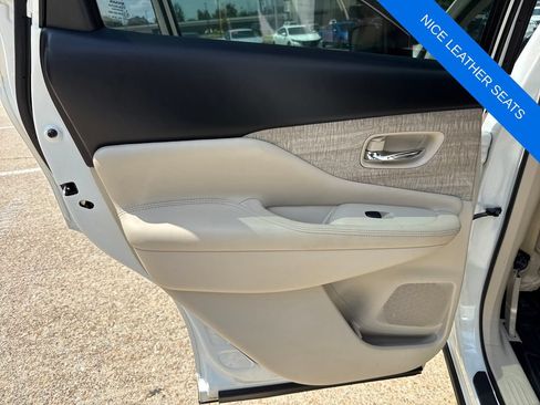 Used 2019 Nissan Murano SV w/ Premium Package FWD image 24