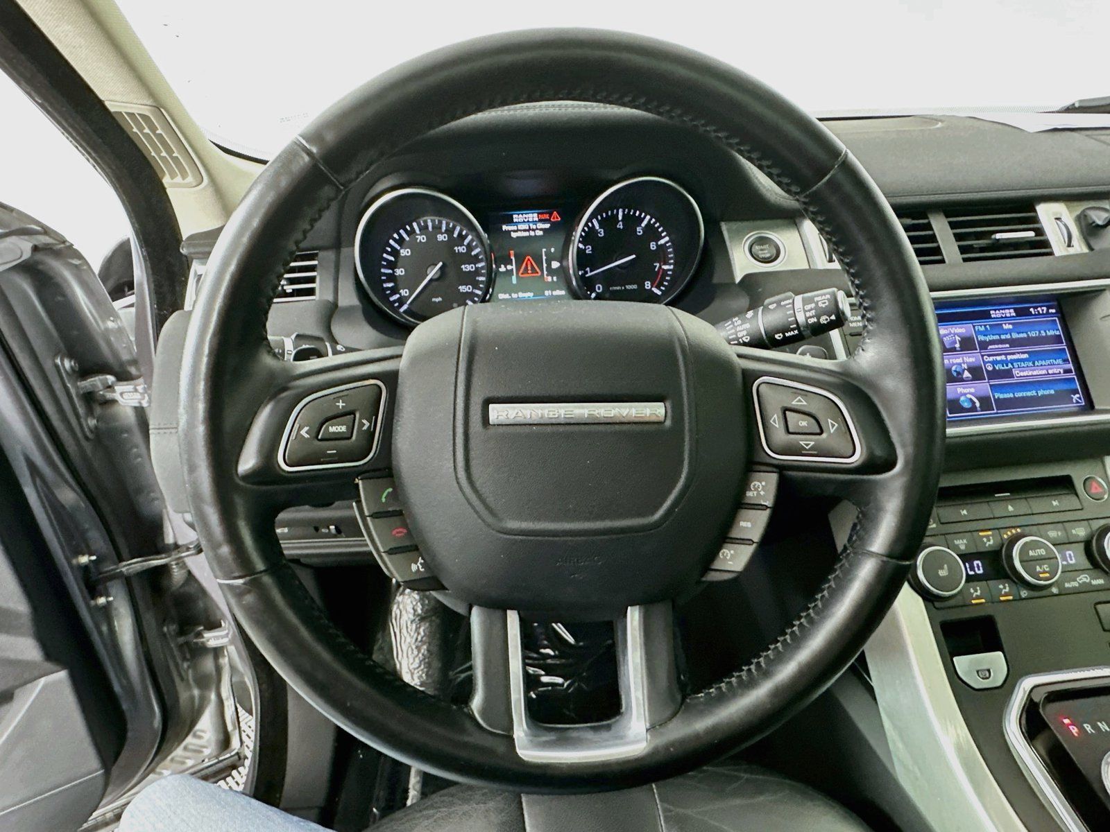 Used 2013 Land Rover Range Rover Evoque Pure Premium AWD/4WD image 12
