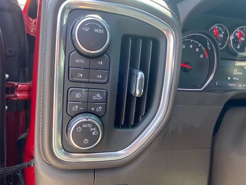 Used 2020 Chevrolet Silverado 1500 RST AWD/4WD image 12