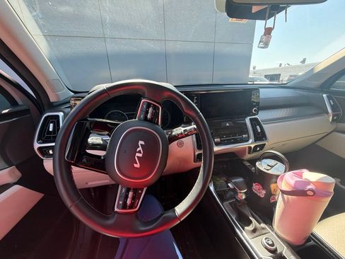 Used 2022 Kia Sorento SX FWD image 11