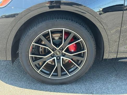 Used 2024 Audi SQ5 Premium Plus w/ Premium Plus Package AWD/4WD image 4