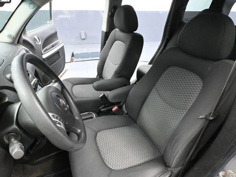 Used 2008 Chevrolet HHR LS image 20