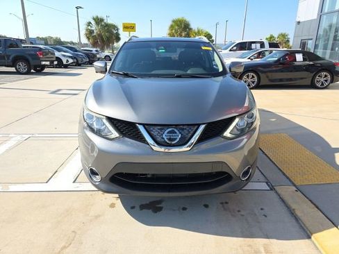Used 2018 Nissan Rogue Sport SL w/ SL Premium Package image 9