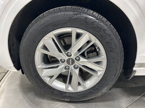 Used 2022 Genesis GV70 2.5T image 30