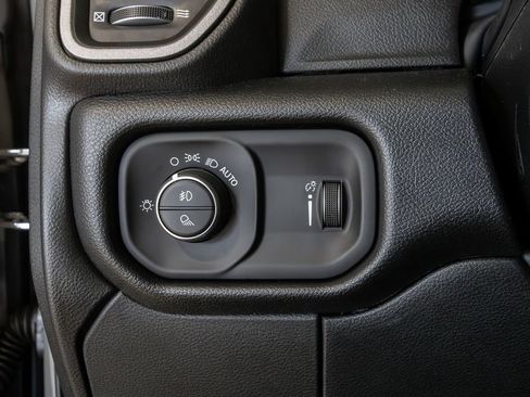 New 2027 RAM 2500 Tradesman AWD/4WD image 13