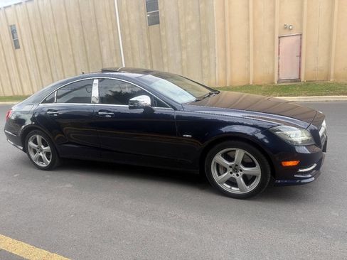 Used 2012 Mercedes-Benz CLS 550 4MATIC image 8