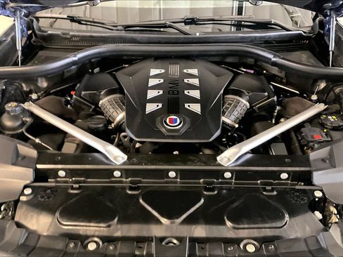 Used 2024 BMW ALPINA XB7 AWD/4WD image 28