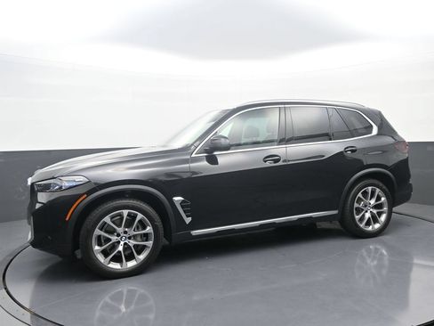 Used 2026 BMW X5 xDrive40i AWD/4WD image 4
