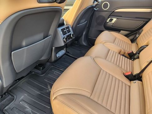 New 2026 Land Rover Discovery Limited Edition AWD/4WD image 20