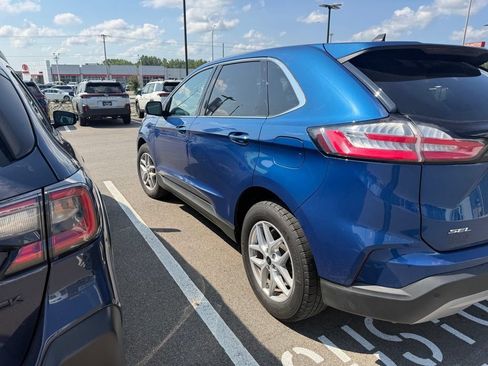 Used 2024 Ford Edge SEL w/ Convenience Package AWD/4WD image 7