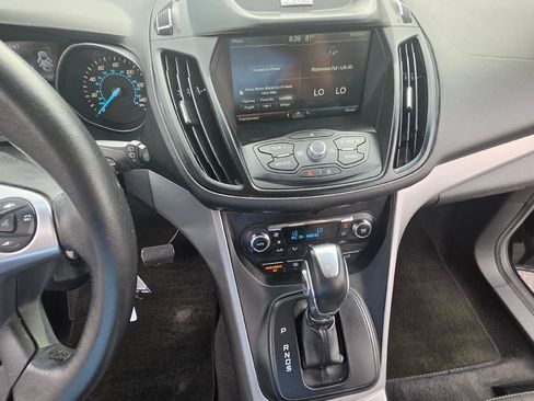 Used 2010 Ford Escape XLT FWD image 17