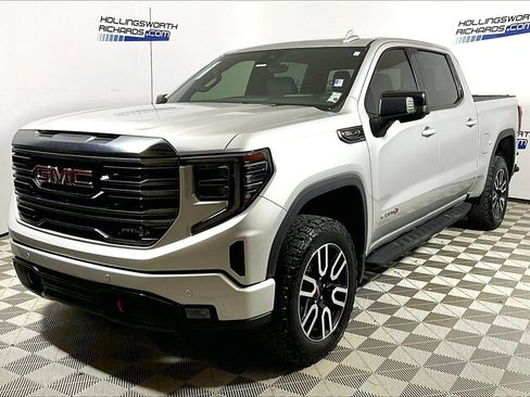 Used 2022 GMC Sierra 1500 AT4 w/ AT4 Premium Package image 1