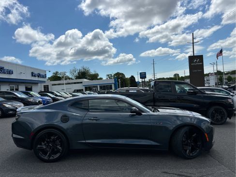 Certified 2021 Chevrolet Camaro LT w/ RS Package RWD image 4