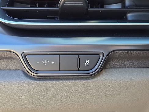 New 2026 Kia Carnival FWD image 27
