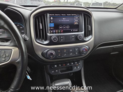 Used 2019 GMC Canyon Denali image 8