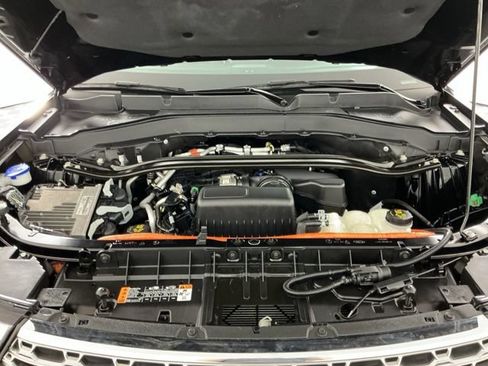 Used 2022 Ford Explorer Limited AWD/4WD image 38