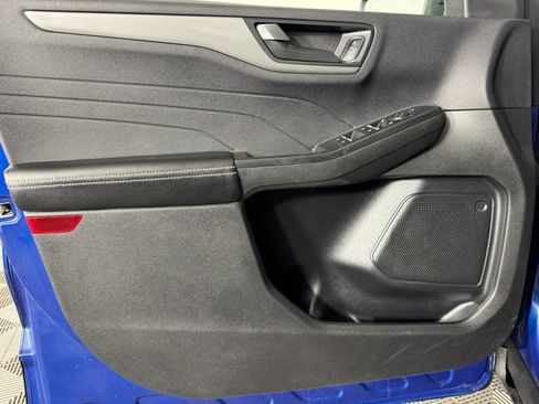 Used 2023 Ford Escape Active FWD image 39