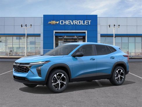 New 2026 Chevrolet Trax RS image 2