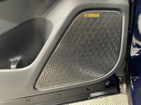 New 2025 Mitsubishi Outlander SE image 22