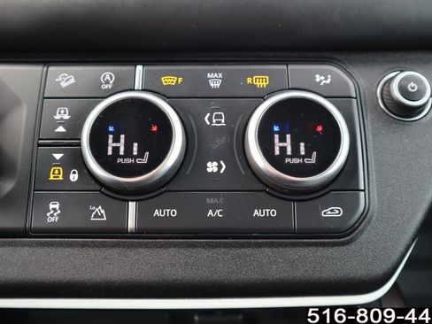 Used 2020 Land Rover Defender 110 S image 26