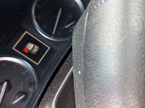 Used 2018 Toyota Highlander Limited image 4