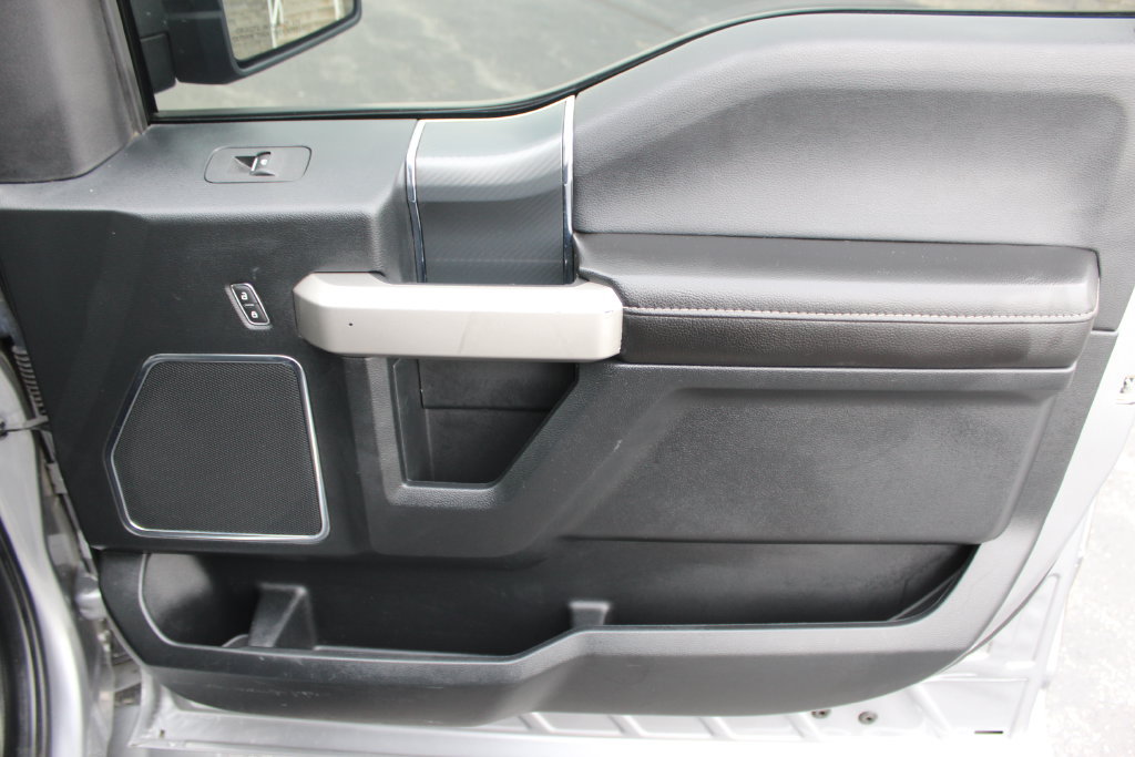 Used 2020 Ford F150 Lariat AWD/4WD image 11