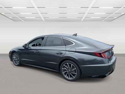 Used 2022 Hyundai Sonata Limited FWD image 3