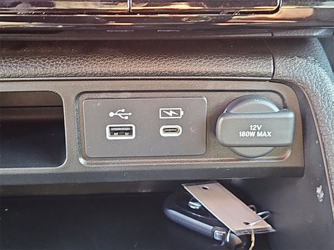 Certified 2023 Honda Pilot Sport image 16