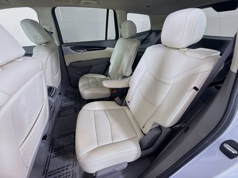Used 2023 Cadillac XT6 Premium Luxury w/ LPO, Floor Liner Package AWD/4WD image 22