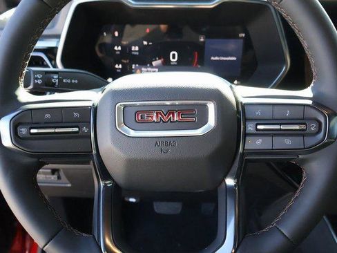 New 2025 GMC Canyon AT4 w/ Nightfall Edition image 33