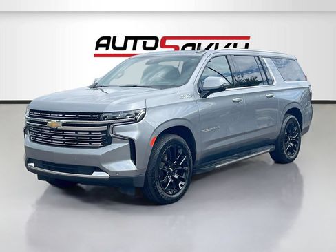 Used 2024 Chevrolet Suburban High Country w/ Max Trailering Package AWD/4WD image 3