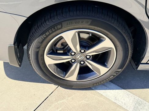 Used 2019 Honda Odyssey Touring image 13