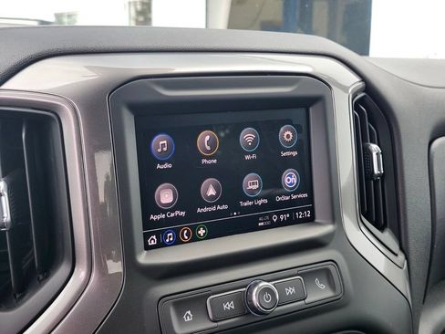 Used 2025 Chevrolet Silverado 1500 Custom Trail Boss w/ LPO, Dark Essentials Package AWD/4WD image 18