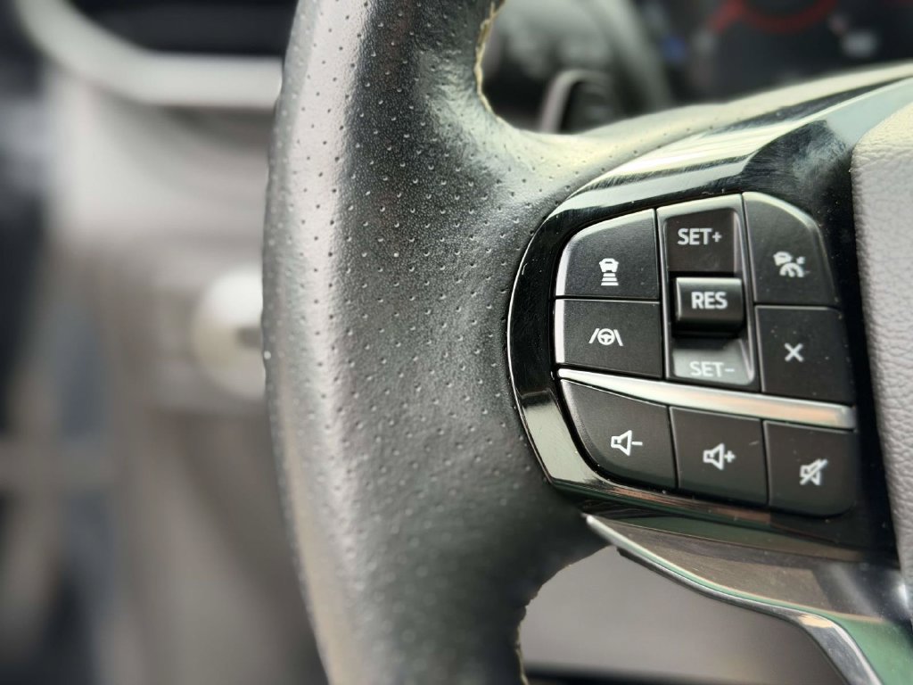 Used 2022 Ford Explorer ST w/ Equipment Group 401A AWD/4WD image 29