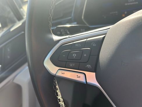 Used 2023 Volkswagen Tiguan SE image 20