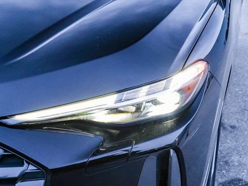 New 2025 Audi Q5 Premium Plus image 8