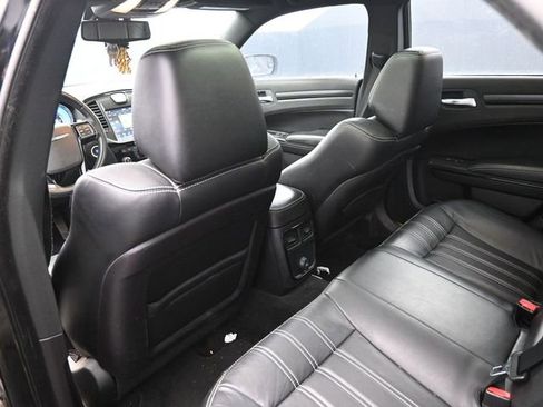 Used 2013 Chrysler 300 S w/ Light Group image 33