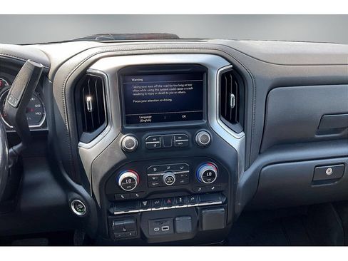 Used 2022 Chevrolet Silverado 3500 LTZ AWD/4WD image 10