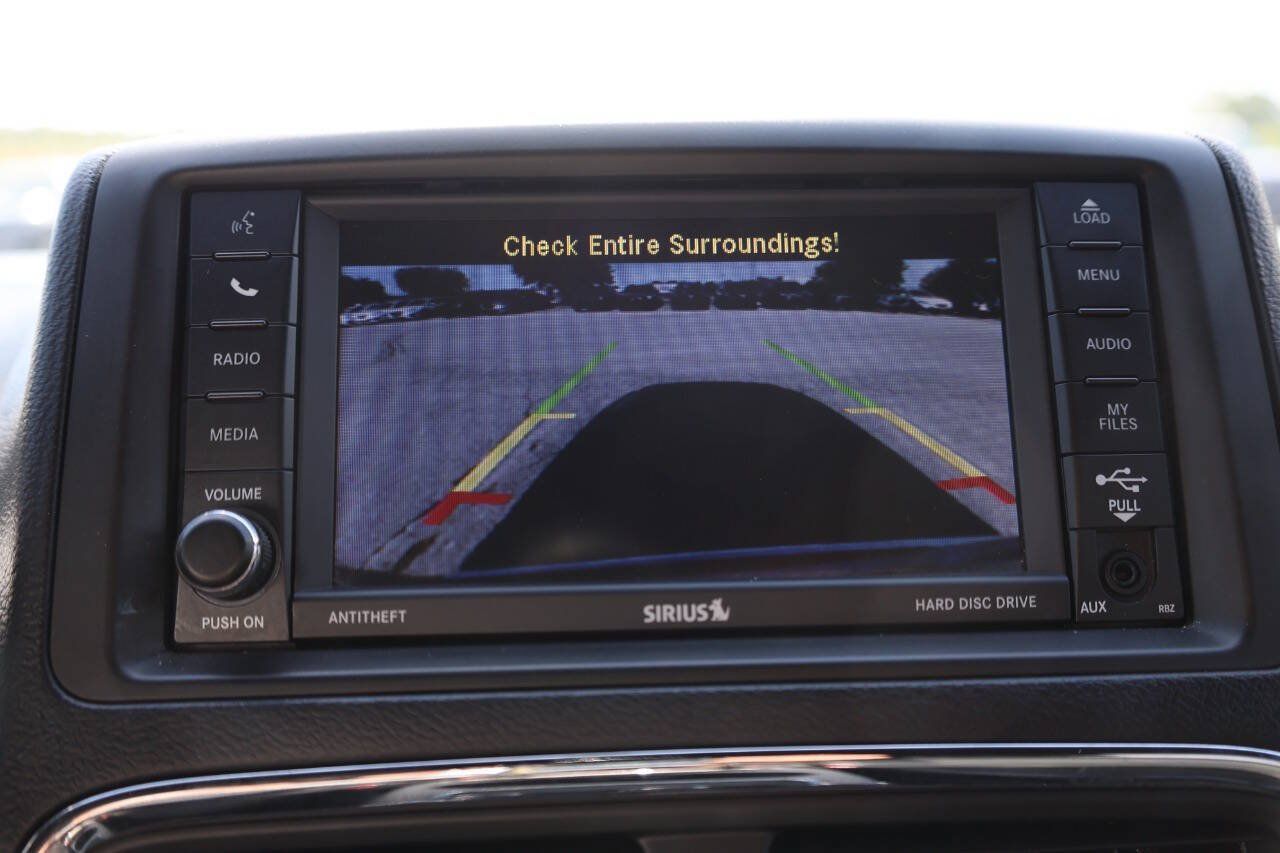Used 2017 Dodge Grand Caravan SXT FWD image 24