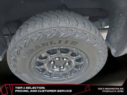Used 2024 GMC Sierra 1500 AT4X w/ AT4X AEV Edition AWD/4WD image 9