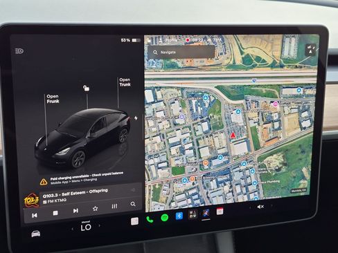 Used 2024 Tesla Model Y Long Range AWD/4WD image 24