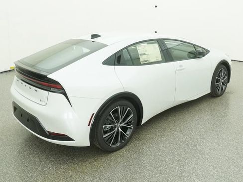 New 2026 Toyota Prius XLE image 42