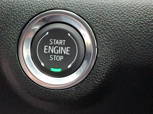 Used 2026 GMC Terrain Elevation w/ Elevation Premium Package FWD image 24
